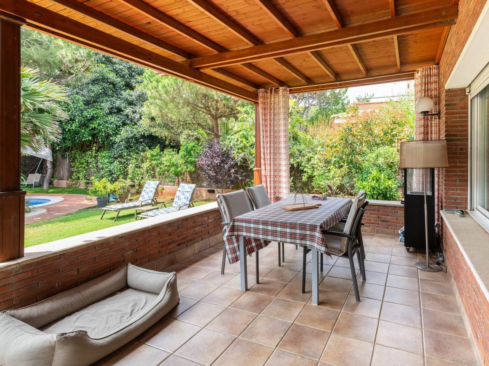 Casa a Gava, Barcelona, Spagna 5 camere da letto, 850 mq. N° 140846