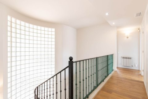 Продажа дома в Гава, Барселона, Испания 5 спален, 850м2 №140846 - фото 24