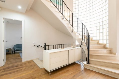 Продажа дома в Гава, Барселона, Испания 5 спален, 850м2 №140846 - фото 21