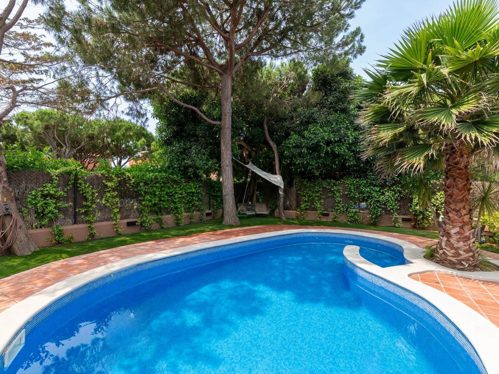 Casa a Gava, Barcelona, Spagna 5 camere da letto, 850 mq. N° 140846