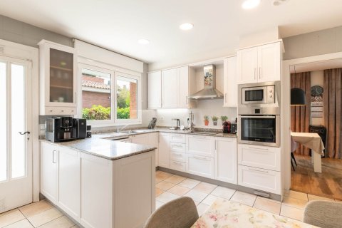 Продажа дома в Гава, Барселона, Испания 5 спален, 850м2 №140846 - фото 9