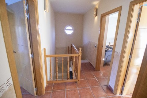 House for sale in Coma-Ruga, Tarragona, Spain 4 bedrooms, 195 sq.m. No. 140844 - photo 20