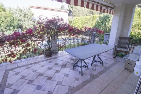 House for sale in Coma-Ruga, Tarragona, Spain 4 bedrooms, 195 sq.m. No. 140844 - photo 9