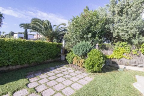 House for sale in Coma-Ruga, Tarragona, Spain 4 bedrooms, 195 sq.m. No. 140844 - photo 8