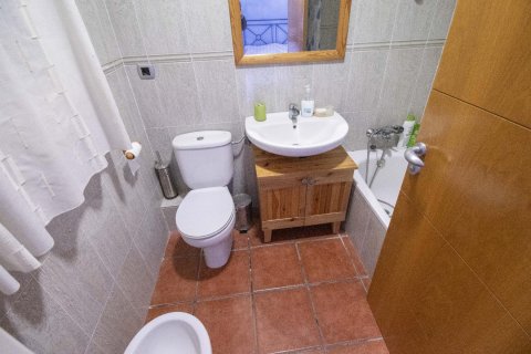 House for sale in Coma-Ruga, Tarragona, Spain 4 bedrooms, 195 sq.m. No. 140844 - photo 25