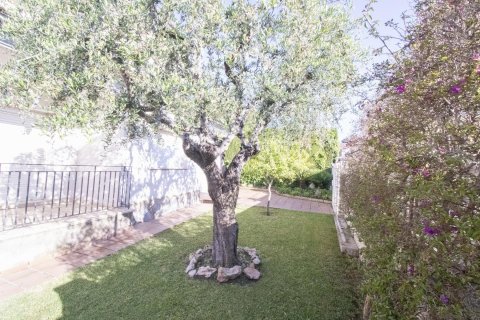 House for sale in Coma-Ruga, Tarragona, Spain 4 bedrooms, 195 sq.m. No. 140844 - photo 7