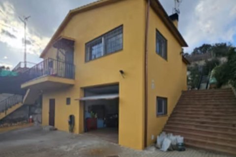 Дом в Вальгоргина, Барселона, Испания 4 спальни, 240м2 №153759