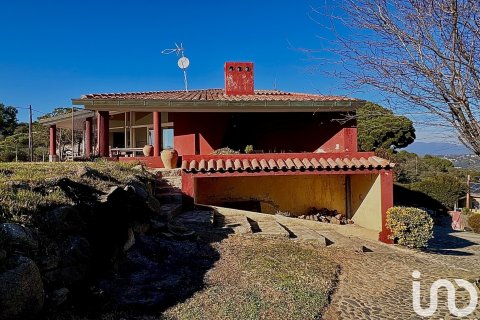 Dom w Mataro, Barcelona, Hiszpania 4 sypialnie, 403 mkw. nr 153760 – zdjęcie 5