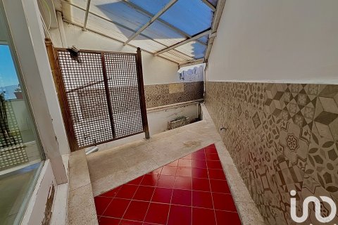 Dom w Mataro, Barcelona, Hiszpania 4 sypialnie, 403 mkw. nr 153760 – zdjęcie 13