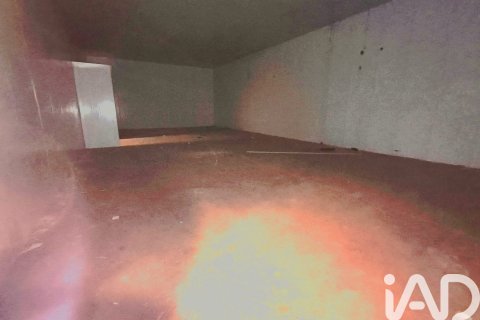 Продажа коммерческой недвижимости в Виньольс-и-эльс-Арк, Таррагона, Испания 8 спален, 1044м2 №153762 - фото 17