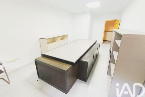 Продажа коммерческой недвижимости в Виньольс-и-эльс-Арк, Таррагона, Испания 8 спален, 1044м2 №153762 - фото 9