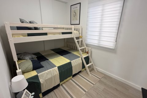 Bungalowi myytävänä Alicante, Espanja, 2 makuuhuonetta, 61 m2 No. 138874 - kuva 18