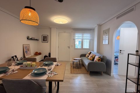 Bungalowi myytävänä Alicante, Espanja, 2 makuuhuonetta, 61 m2 No. 138874 - kuva 6