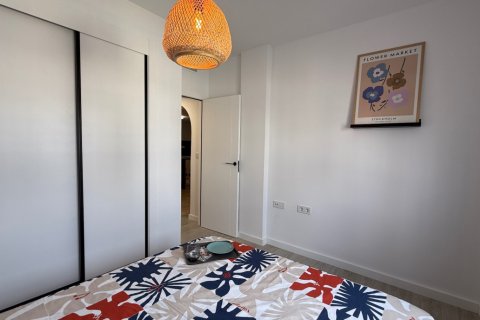 Bungalowi myytävänä Alicante, Espanja, 2 makuuhuonetta, 61 m2 No. 138874 - kuva 17