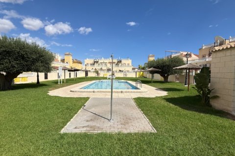 Bungalowi myytävänä Alicante, Espanja, 2 makuuhuonetta, 61 m2 No. 138874 - kuva 30