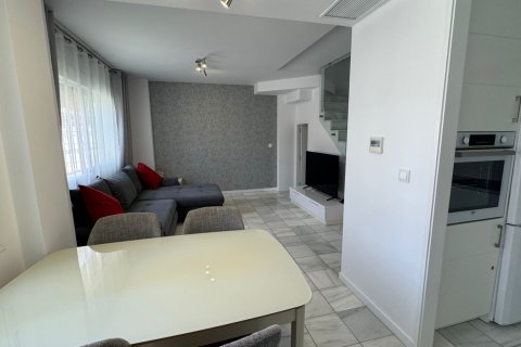 Bungalow in vendita Torrevieja, Alicante, Spagna 2 camere da letto, 76 mq. N° 138878 - foto 8
