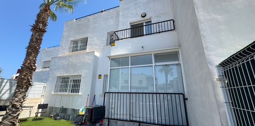 Bungalow Torrevieja, Alicante, Spagna 2 camere da letto, 76 mq. N° 138878