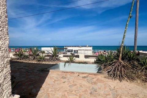 Villa in vendita Torrevieja, Alicante, Spagna 3 camere da letto, 113 mq. N° 138877 - foto 5