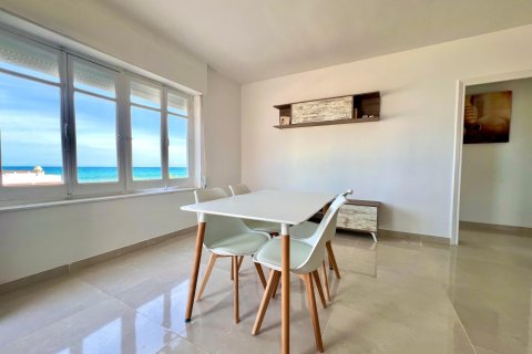 Villa in vendita Torrevieja, Alicante, Spagna 3 camere da letto, 113 mq. N° 138877 - foto 8