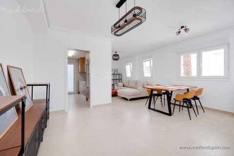 Villa à vendre à La Marina, Alicante, Espagne, 2 chambres, 109 m2 No. 141371 - photo 4