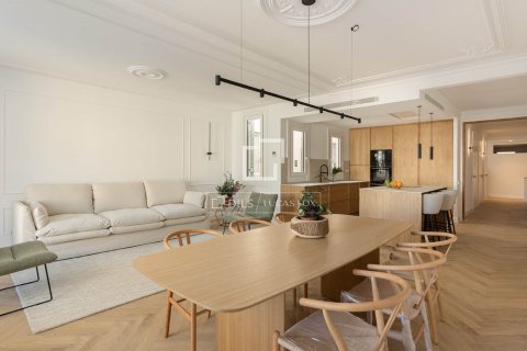 Apartamento en venta en Barcelona, España 3 dormitorios, 140 m2 No. 150685 - foto 13