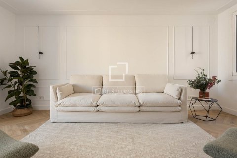 Apartamento en venta en Barcelona, España 3 dormitorios, 140 m2 No. 150685 - foto 6