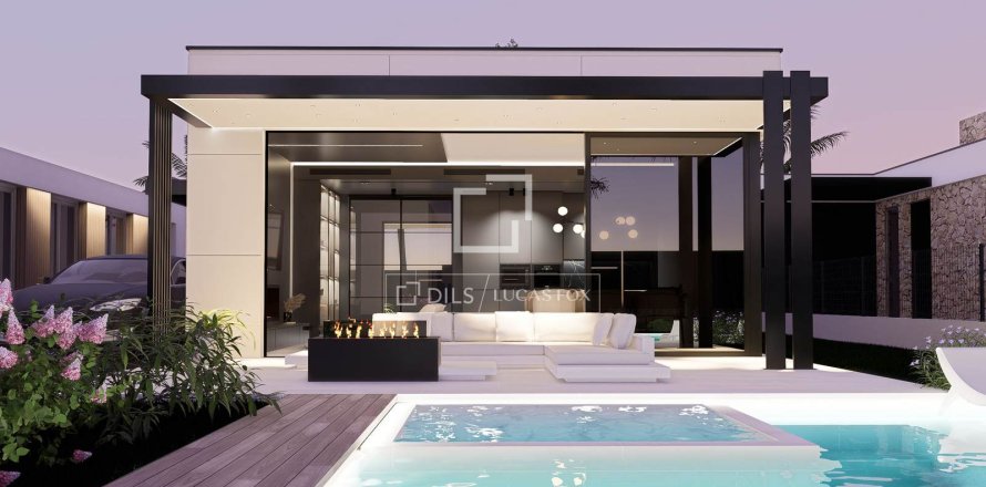 Villa in Sitges, Barcelona, Spain 4 bedrooms, 180 sq.m. No. 150686