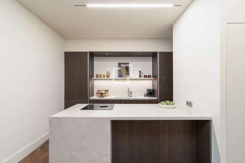 Apartamento en venta en Barcelona, España 3 dormitorios, 148 m2 No. 150690 - foto 12