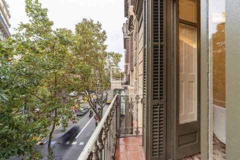 Apartamento en venta en Barcelona, España 3 dormitorios, 148 m2 No. 150690 - foto 7