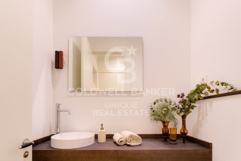 Apartamento en venta en Madrid, España 2 dormitorios, 212 m2 No. 159520 - foto 20