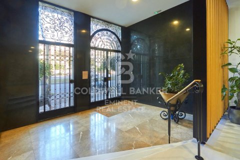Продажа квартиры в Барселона, Испания 4 спальни, 283м2 №159519 - фото 15