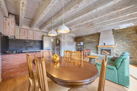 House zum Verkauf in Girona, Spanien 4 Schlafzimmer, 332 m2 Nr. 159522 - Foto 9