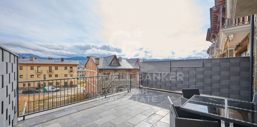 House in Girona, Spanien 4 Schlafzimmer, 332 m2 Nr. 159522