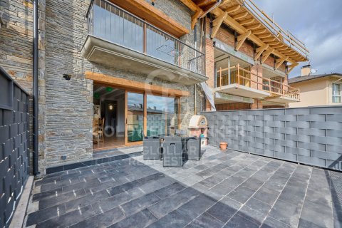 House zum Verkauf in Girona, Spanien 4 Schlafzimmer, 332 m2 Nr. 159522 - Foto 5