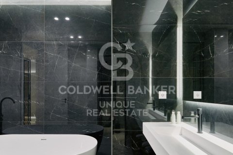 Продажа квартиры в Мадрид, Испания 3 спальни, 197м2 №159170 - фото 6