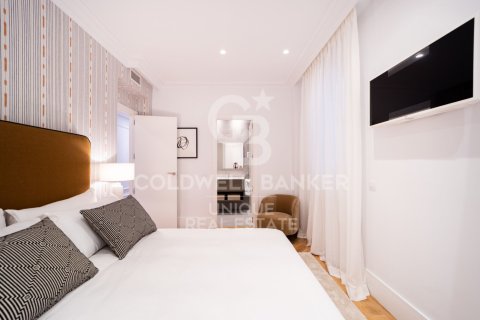 Продажа квартиры в Мадрид, Испания 3 спальни, 192м2 №159164 - фото 14