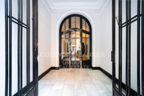 Продажа квартиры в Мадрид, Испания 3 спальни, 192м2 №159164 - фото 30