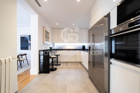 Продажа квартиры в Мадрид, Испания 3 спальни, 192м2 №159164 - фото 10