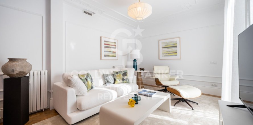 Квартира в Мадрид, Испания 3 спальни, 192м2 №159164