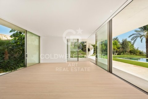 Hus till salu i Casares, Malaga, Spanien 4 sovrum, 578 kvm. Nr. 159167 - foto 5