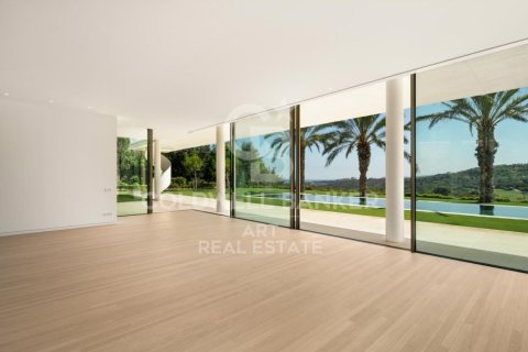 Продажа дома в Касарес, Малага, Испания 4 спальни, 552м2 №159166 - фото 4