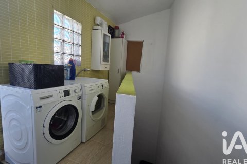 Casa in vendita a Les Roquetes, Barcelona, Spagna 4 camere da letto, 138 mq. N° 172422 - foto 4