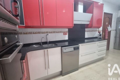 Casa in vendita a Les Roquetes, Barcelona, Spagna 4 camere da letto, 138 mq. N° 172422 - foto 14