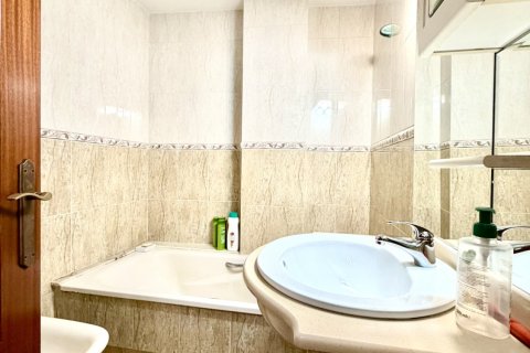 Appartamento in vendita a Arteixo, A Coruna, Spagna 3 camere da letto, 120 mq. N° 172427 - foto 17