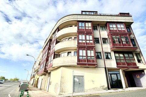 Apartment in Arteixo, A Coruna, Spain 3 bedrooms, 120 sq.m. No. 172427