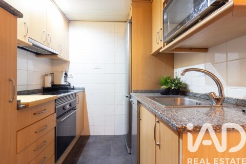 Radhus till salu i Castelldefels, Barcelona, Spanien 3 sovrum, 94 kvm. Nr. 172424 - foto 12