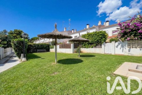 Radhus till salu i Castelldefels, Barcelona, Spanien 3 sovrum, 94 kvm. Nr. 172424 - foto 30
