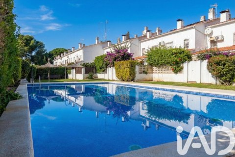 Radhus till salu i Castelldefels, Barcelona, Spanien 3 sovrum, 94 kvm. Nr. 172424 - foto 26