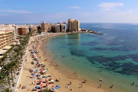 Apartment for sale in Torrevieja, Alicante, Spain 1 bedroom, 49 sq.m. No. 183268 - photo 7