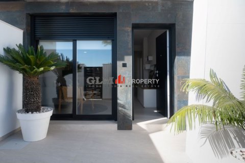 Apartamento en venta en Murcia, España 3 dormitorios,  No. 144112 - foto 17